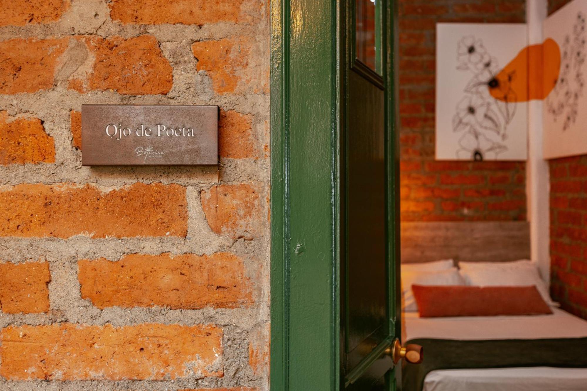 Botanica Casa Hotel Medellin Ngoại thất bức ảnh