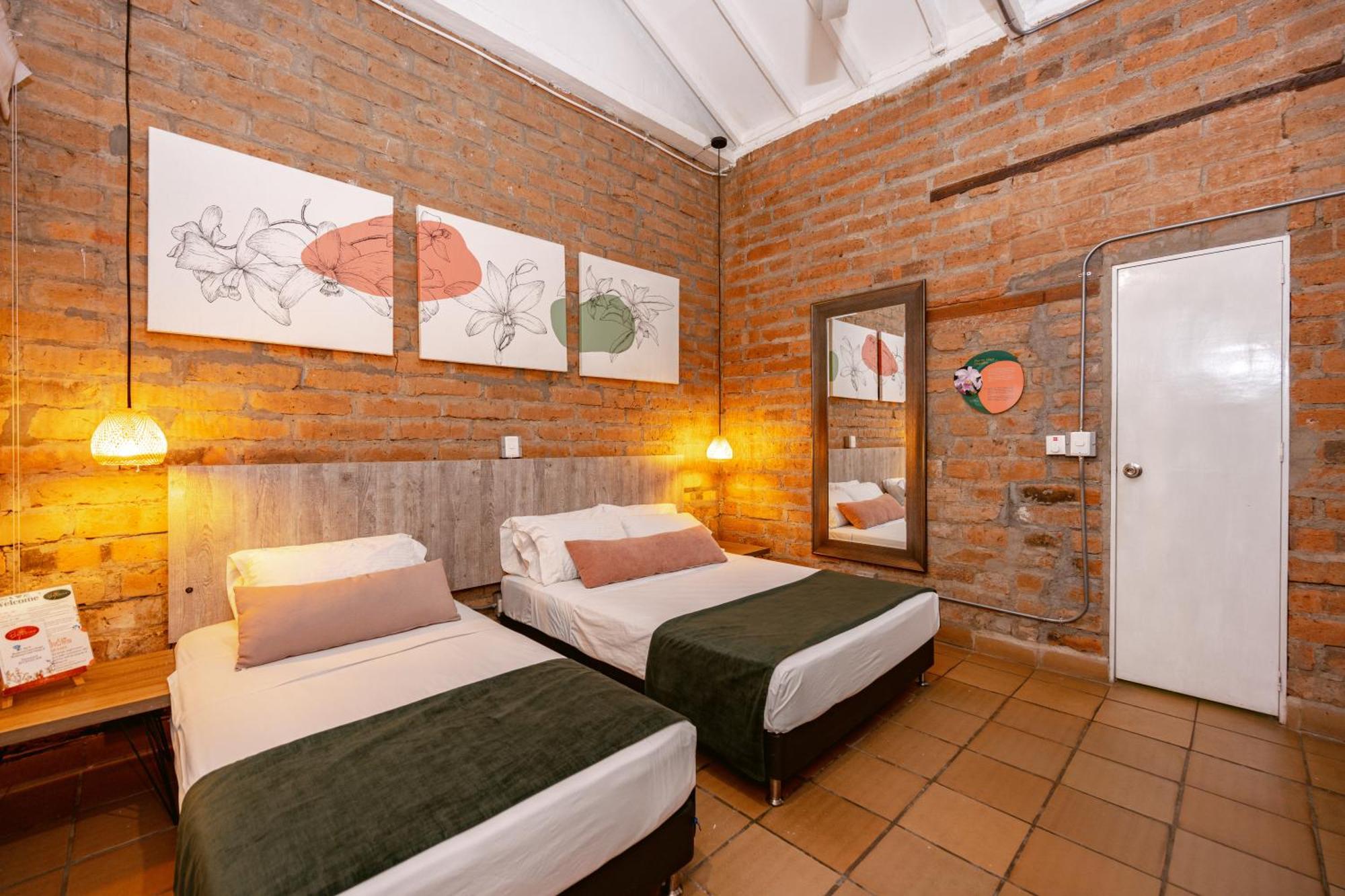 Botanica Casa Hotel Medellin Ngoại thất bức ảnh