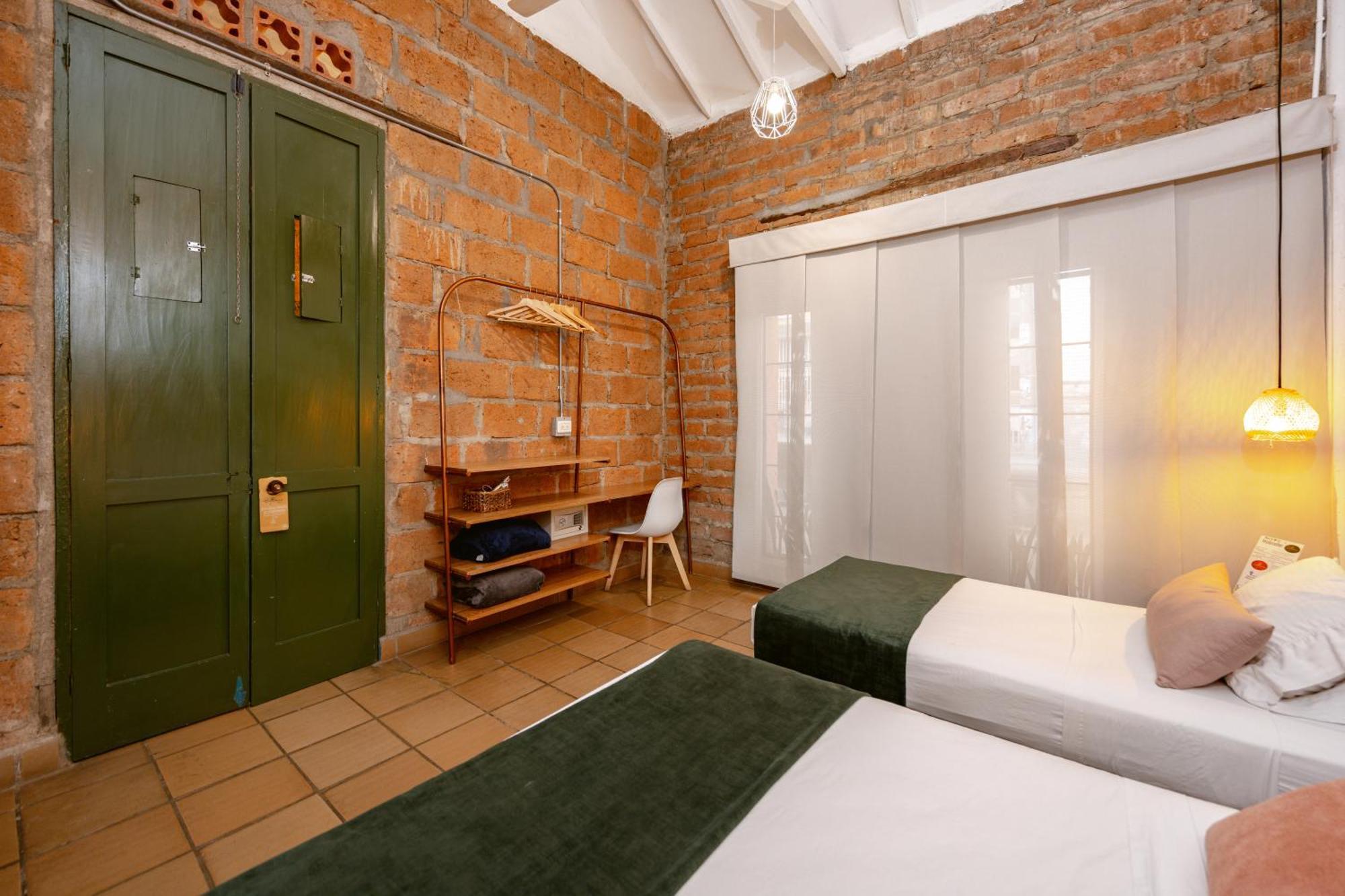Botanica Casa Hotel Medellin Ngoại thất bức ảnh